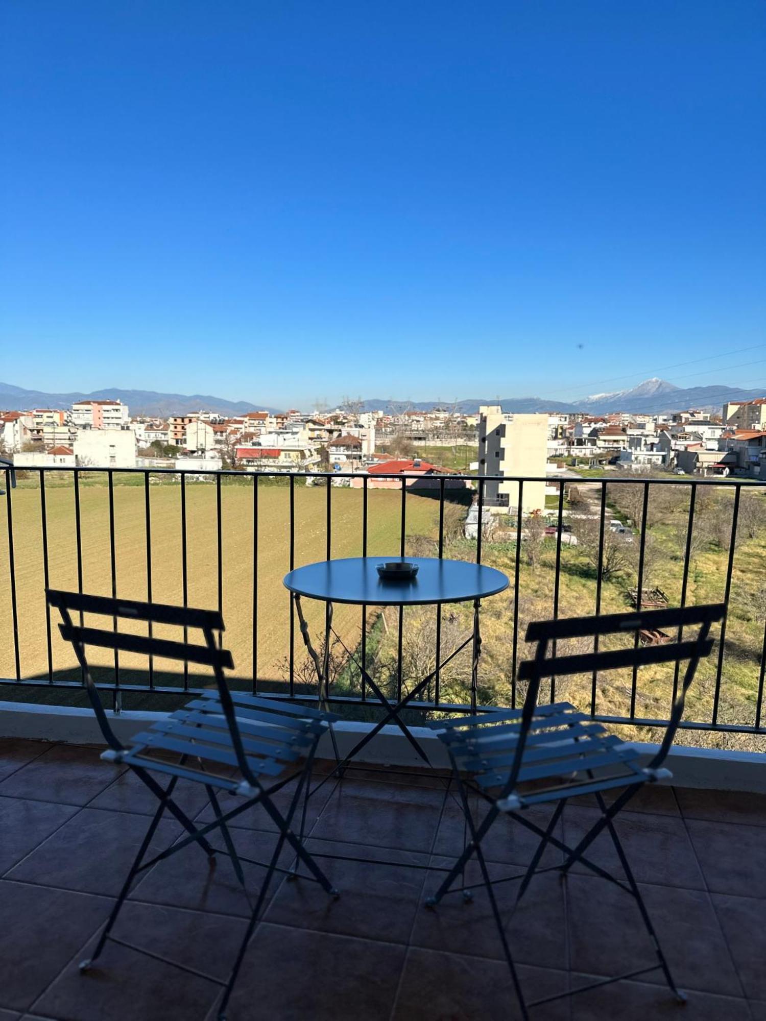 Νεάπολη Apartment Larissa Bagian luar foto