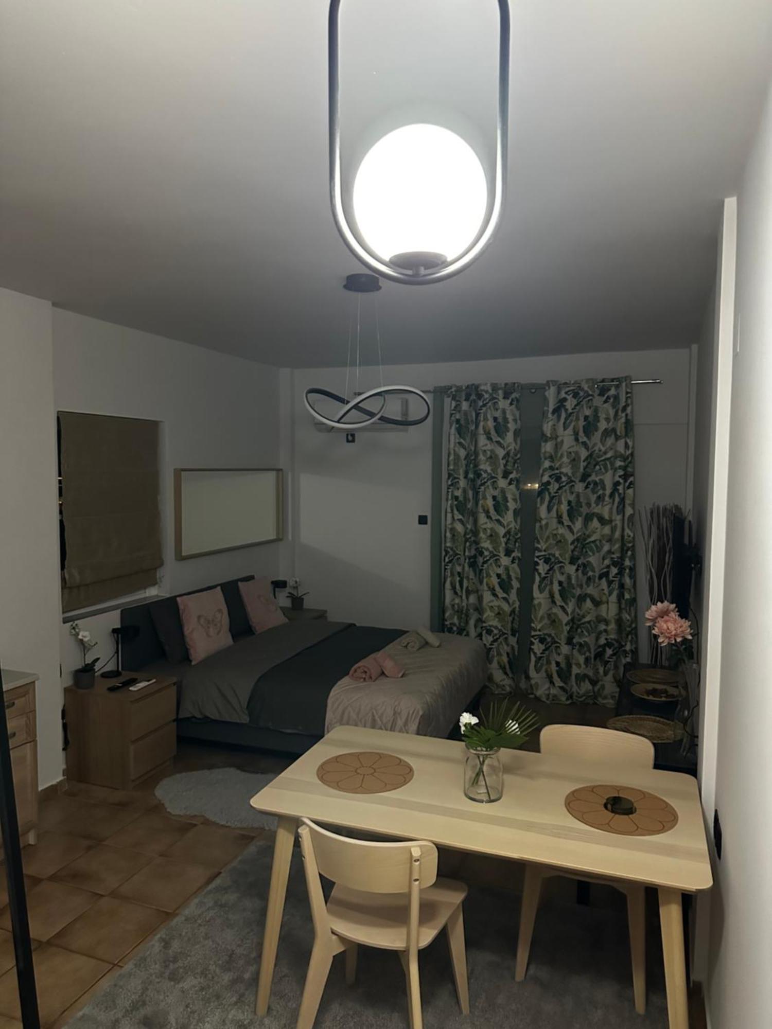 Νεάπολη Apartment Larissa Bagian luar foto