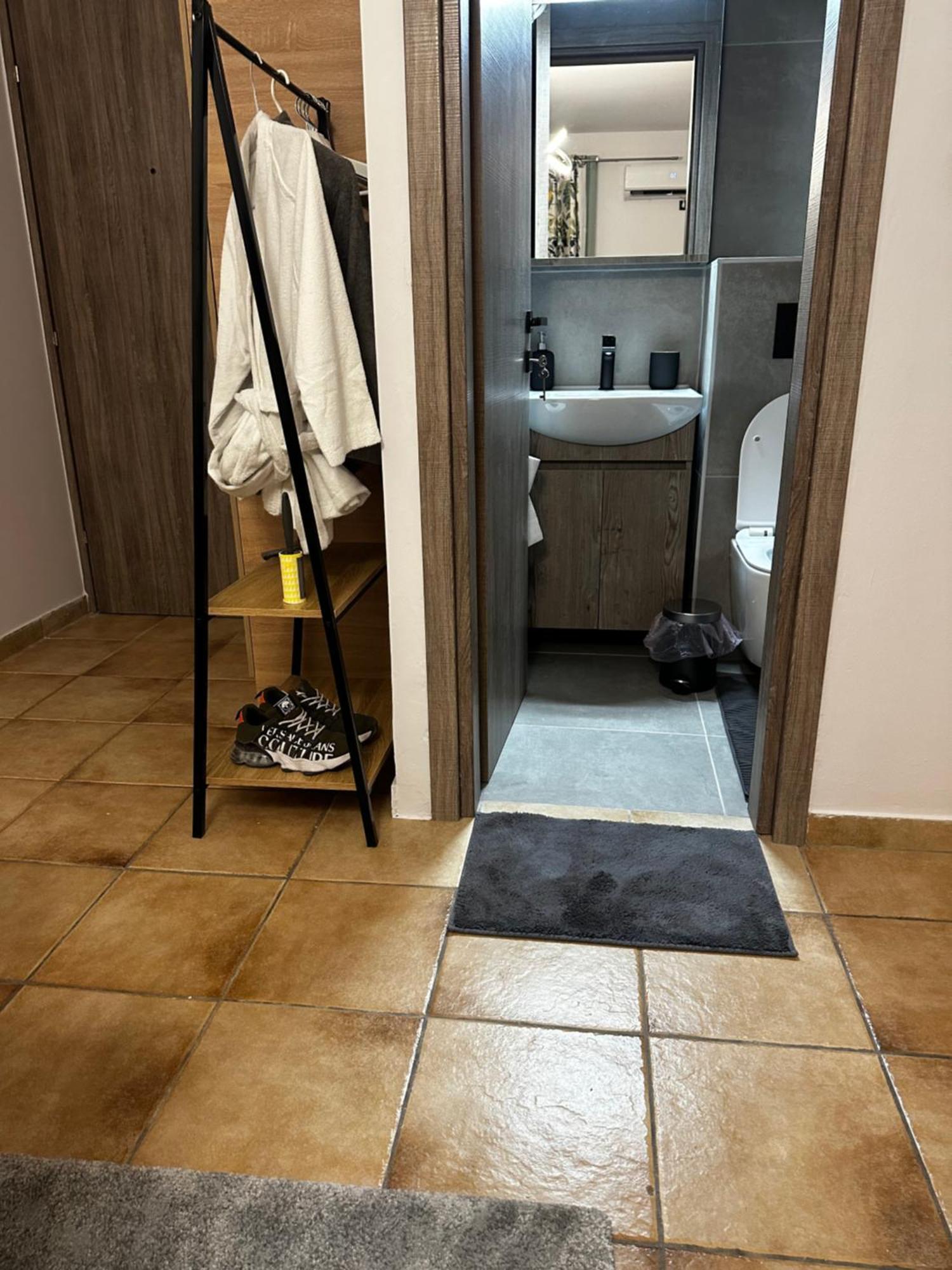 Νεάπολη Apartment Larissa Bagian luar foto