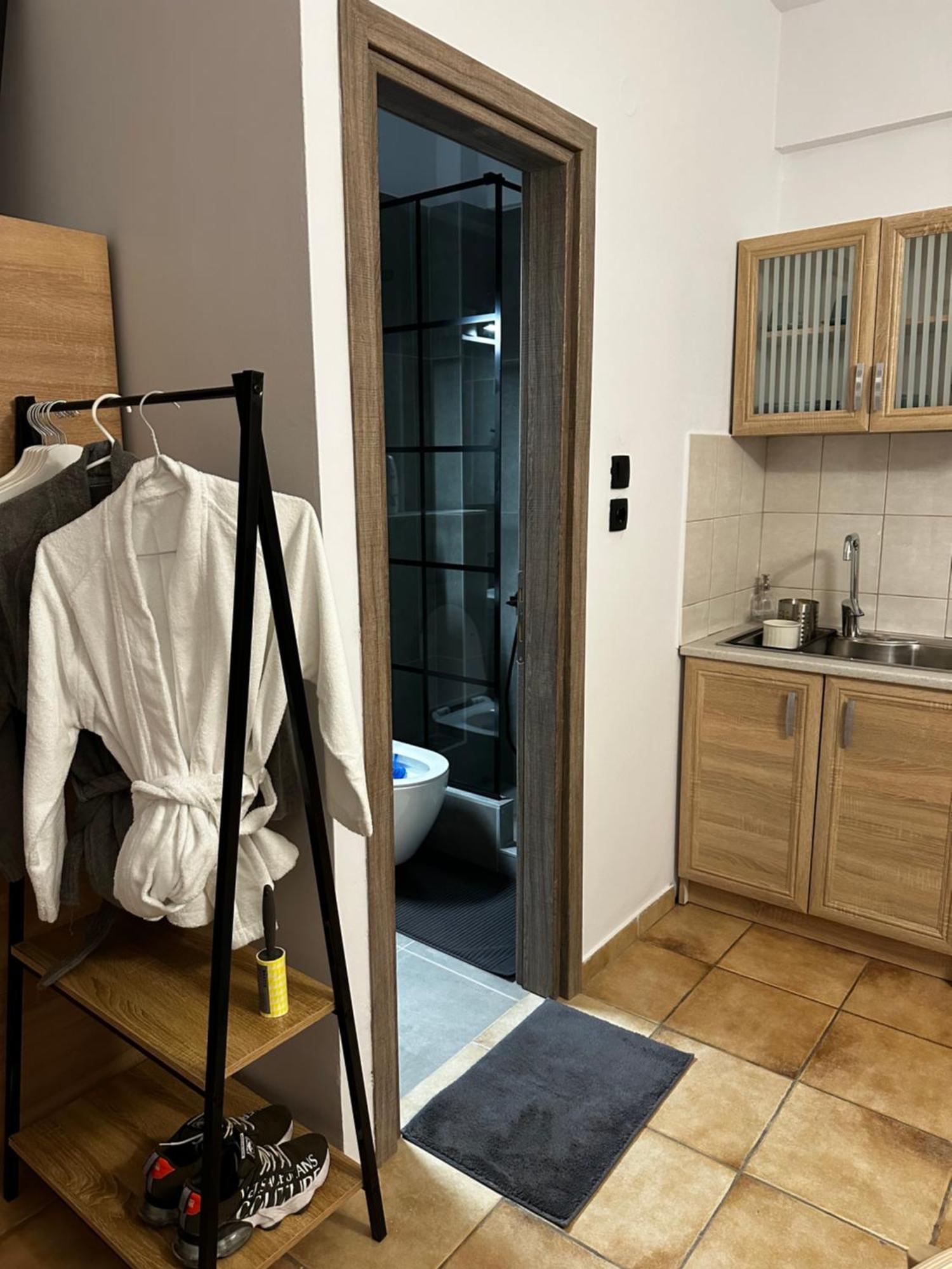Νεάπολη Apartment Larissa Bagian luar foto